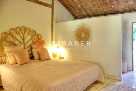 5 bedrooms Villa in Kerobokan, Badung, Indonesia No. 12582 9