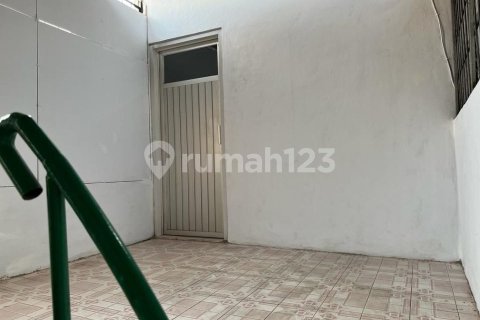 3 bedrooms House in Cipondoh, Tangerang City, Indonesia No. 13370 26