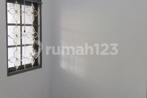 3 bedrooms House in Cipondoh, Tangerang City, Indonesia No. 13370 8