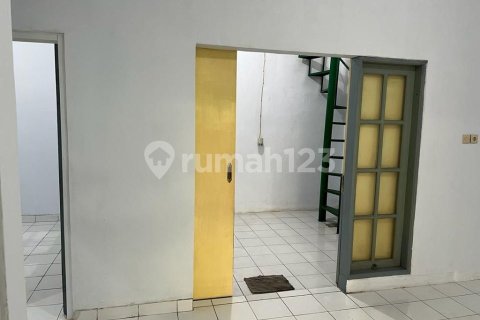 3 bedrooms House in Cipondoh, Tangerang City, Indonesia No. 13370 22