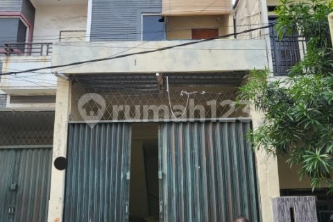 120m2 Shop in Cengkareng, Jakarta, Indonesia No. 13373