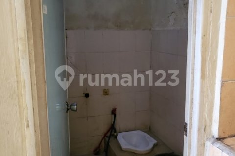 120m2 Shop in Cengkareng, Jakarta, Indonesia No. 13373 8
