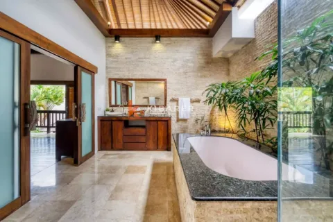 4 bedrooms Villa in Badung, Indonesia No. 11982 14