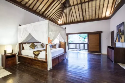 4 bedrooms Villa in Badung, Indonesia No. 11982 11