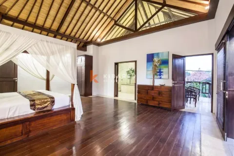 4 bedrooms Villa in Badung, Indonesia No. 11982 9