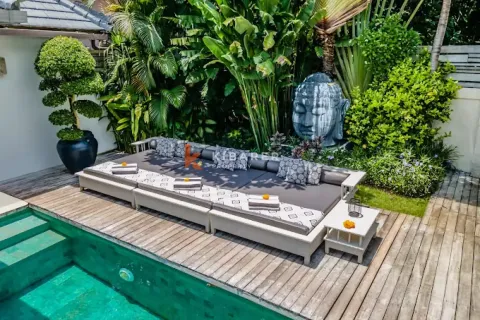 4 bedrooms Villa in Seminyak, Badung, Indonesia No. 11984 3