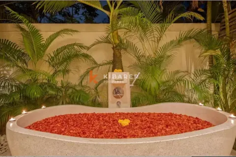 4 bedrooms Villa in Seminyak, Badung, Indonesia No. 11984 18