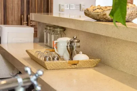 4 bedrooms Villa in Seminyak, Badung, Indonesia No. 11984 16