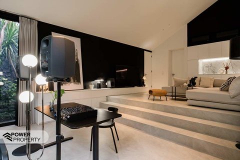 3 bedrooms Villa in Tampaksiring, Gianyar,  No. 9326 14