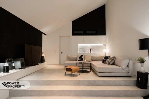 3 bedrooms Villa in Tampaksiring, Gianyar,  No. 9326 13