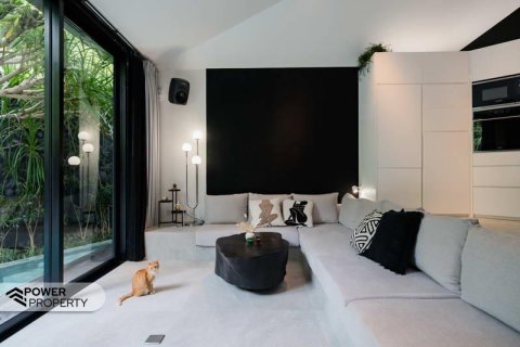 3 bedrooms Villa in Tampaksiring, Gianyar,  No. 9326 8