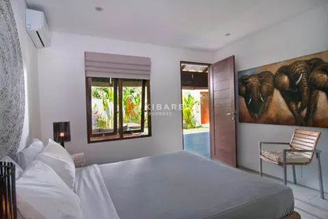 2 bedrooms Villa in Kerobokan, Badung, Indonesia No. 12190 18