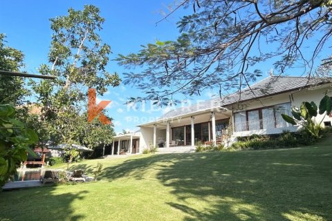 5 bedrooms Villa in Tibubeneng, Badung, Indonesia No. 12191 2