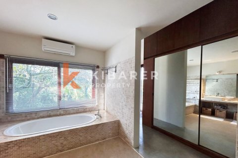 5 bedrooms Villa in Tibubeneng, Badung, Indonesia No. 12191 25