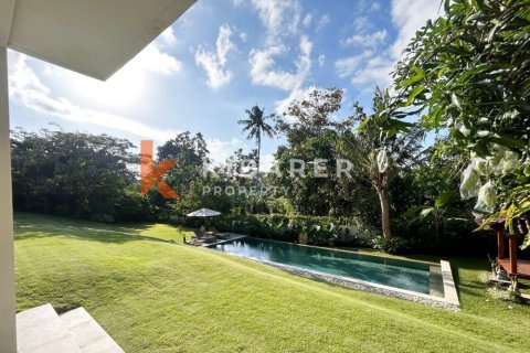 5 bedrooms Villa in Tibubeneng, Badung, Indonesia No. 12191 5