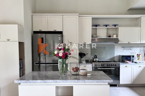 5 bedrooms Villa in Tibubeneng, Badung, Indonesia No. 12191 13