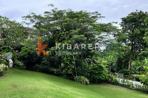 5 bedrooms Villa in Tibubeneng, Badung, Indonesia No. 12191 7