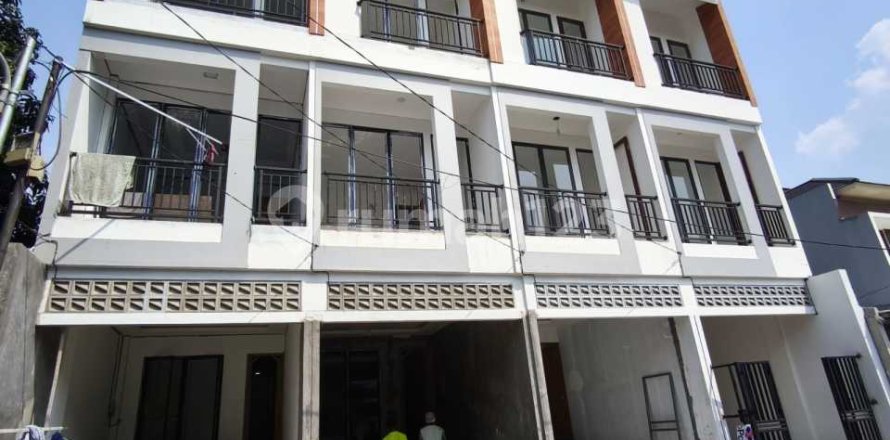 3 bedrooms House in Cengkareng, Jakarta, Indonesia No. 13427