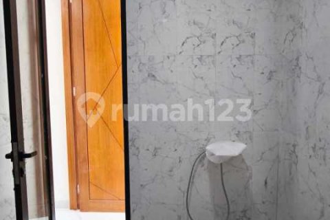 3 bedrooms House in Cengkareng, Jakarta, Indonesia No. 13427 26