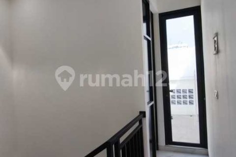 3 bedrooms House in Cengkareng, Jakarta, Indonesia No. 13427 28