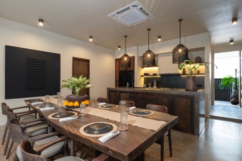 5 bedrooms Villa in South Kuta, Badung, Indonesia No. 8832 6