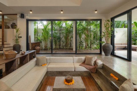 5 bedrooms Villa in South Kuta, Badung, Indonesia No. 8832 10