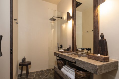 5 bedrooms Villa in South Kuta, Badung, Indonesia No. 8832 28