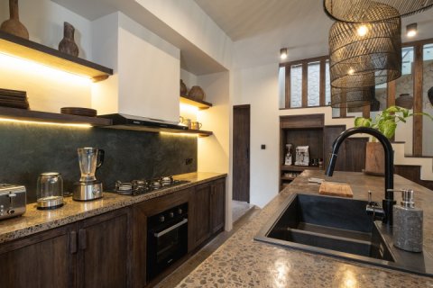 5 bedrooms Villa in South Kuta, Badung, Indonesia No. 8832 8