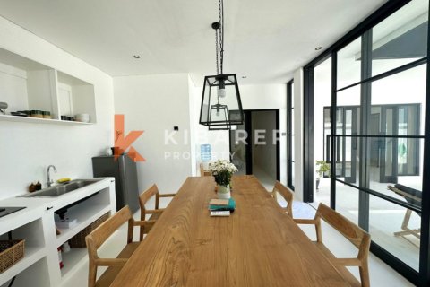 3 bedrooms Villa in Canggu, Badung, Indonesia No. 12232 5