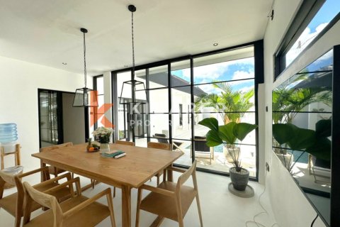 3 bedrooms Villa in Canggu, Badung, Indonesia No. 12232 3