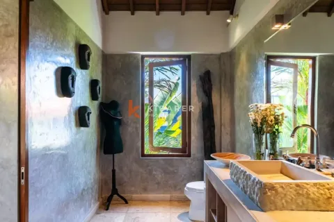 3 bedrooms Villa in Tibubeneng, Badung, Indonesia No. 12233 20