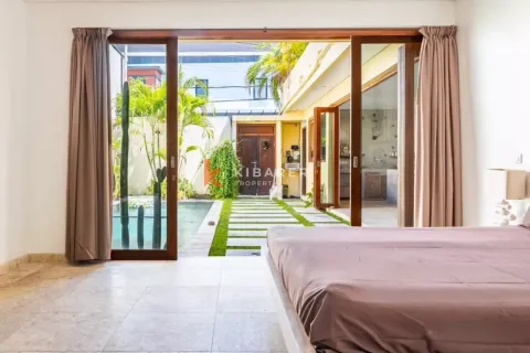 3 bedrooms Villa in Tibubeneng, Badung, Indonesia No. 12233 13