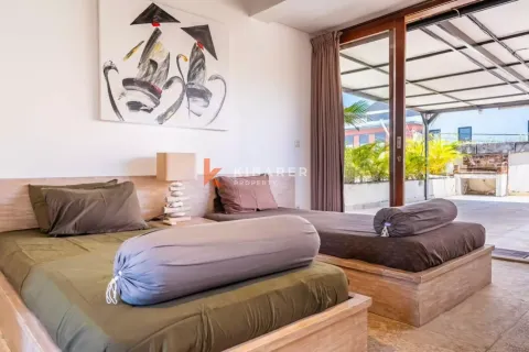 3 bedrooms Villa in Tibubeneng, Badung, Indonesia No. 12233 23