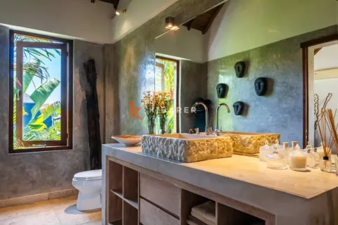 3 bedrooms Villa in Tibubeneng, Badung, Indonesia No. 12233 19