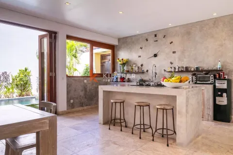 3 bedrooms Villa in Tibubeneng, Badung, Indonesia No. 12233 7