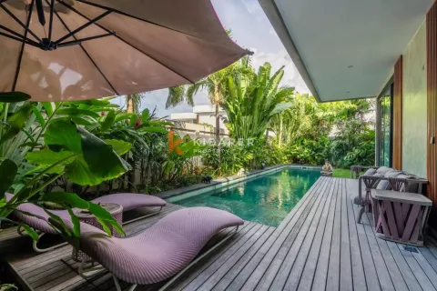3 bedrooms Villa in Tibubeneng, Badung, Indonesia No. 12229 12