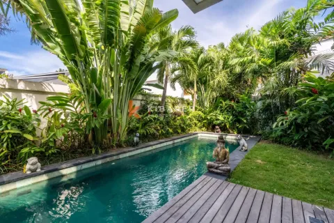 3 bedrooms Villa in Tibubeneng, Badung, Indonesia No. 12229 25