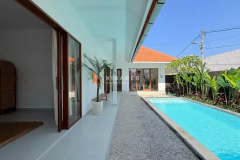 2 bedrooms Villa in Badung, Indonesia No. 12235 2