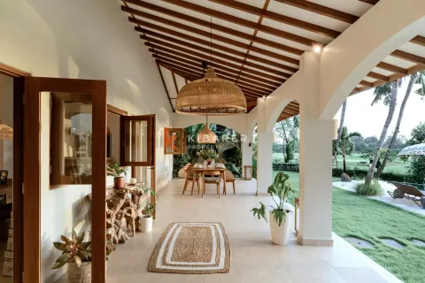 5 bedrooms Villa in Kediri, Indonesia No. 11864 16