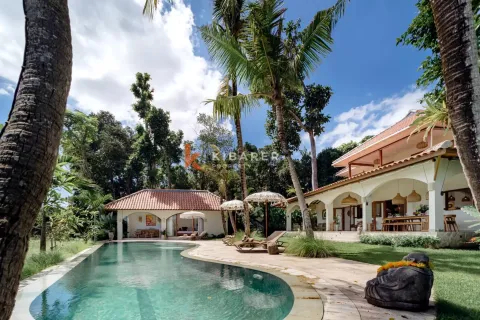 5 bedrooms Villa in Kediri, Indonesia No. 11864 15