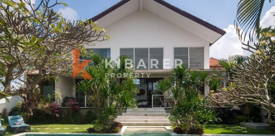 4 bedrooms Villa in Badung, Indonesia No. 11865
