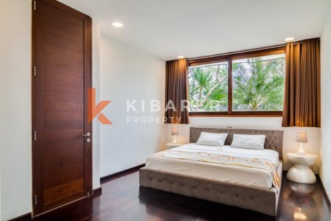 4 bedrooms Villa in Badung, Indonesia No. 11865 28