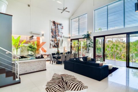 4 bedrooms Villa in Badung, Indonesia No. 11865 17