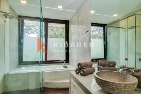 4 bedrooms Villa in Badung, Indonesia No. 11865 10