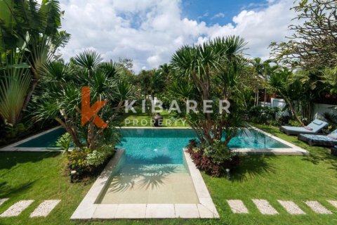 4 bedrooms Villa in Badung, Indonesia No. 11865 22