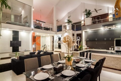 4 bedrooms Villa in Badung, Indonesia No. 11865 15