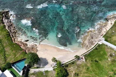 Земельный участок в Nusa Lembongan, Клунгкунг, Индонезия № 13254 3