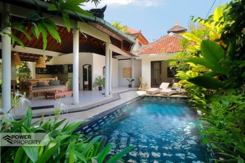 Вилла с 17 спальнями в Seminyak, Бадунг, Индонезия № 13570 9