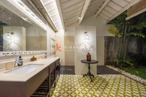 4 bedrooms Villa in Badung, Indonesia No. 13219 12
