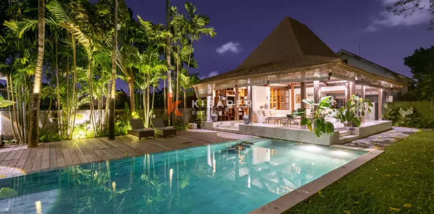 4 bedrooms Villa in Badung, Indonesia No. 13219